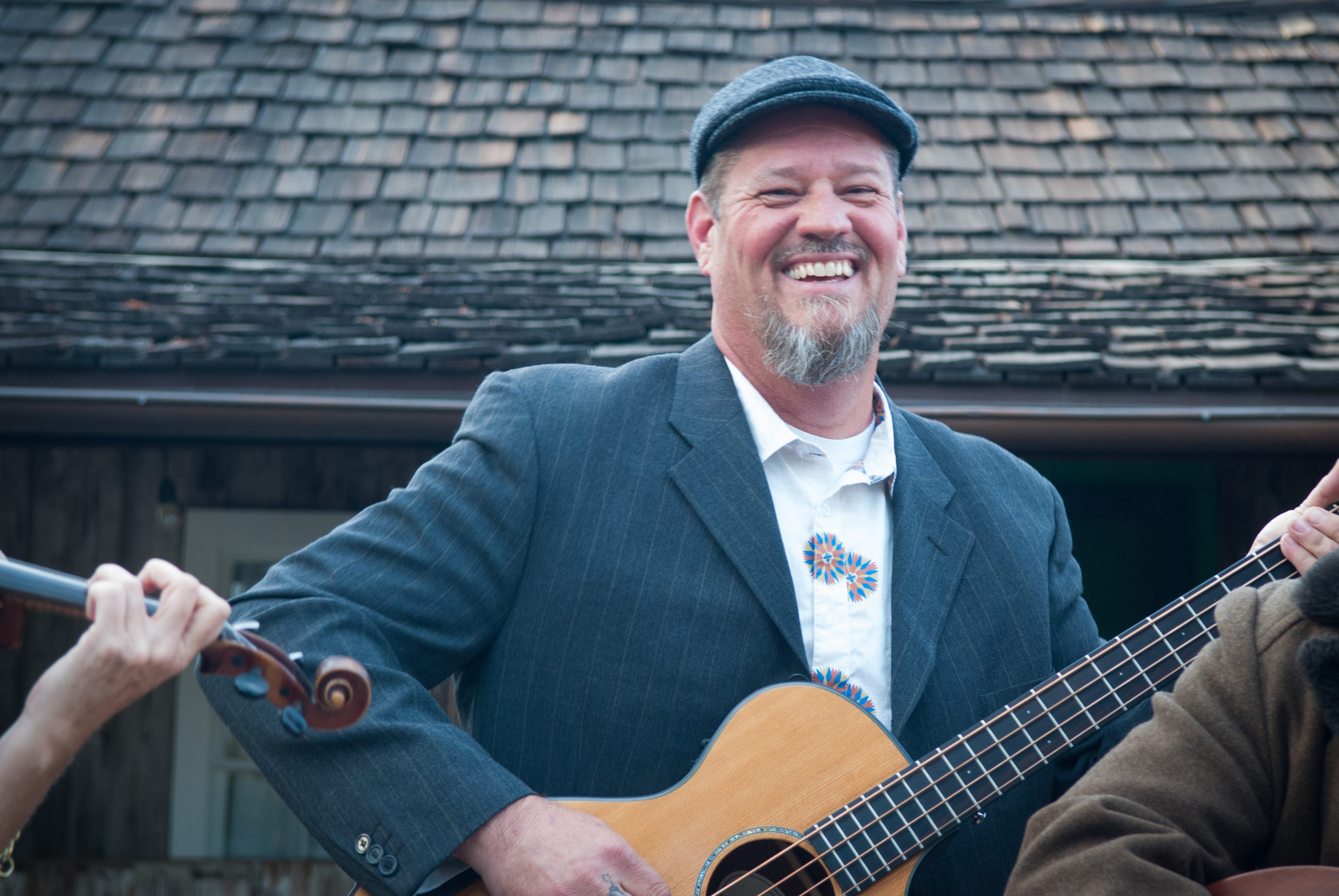 J Howell Singer Biography - i4edmid